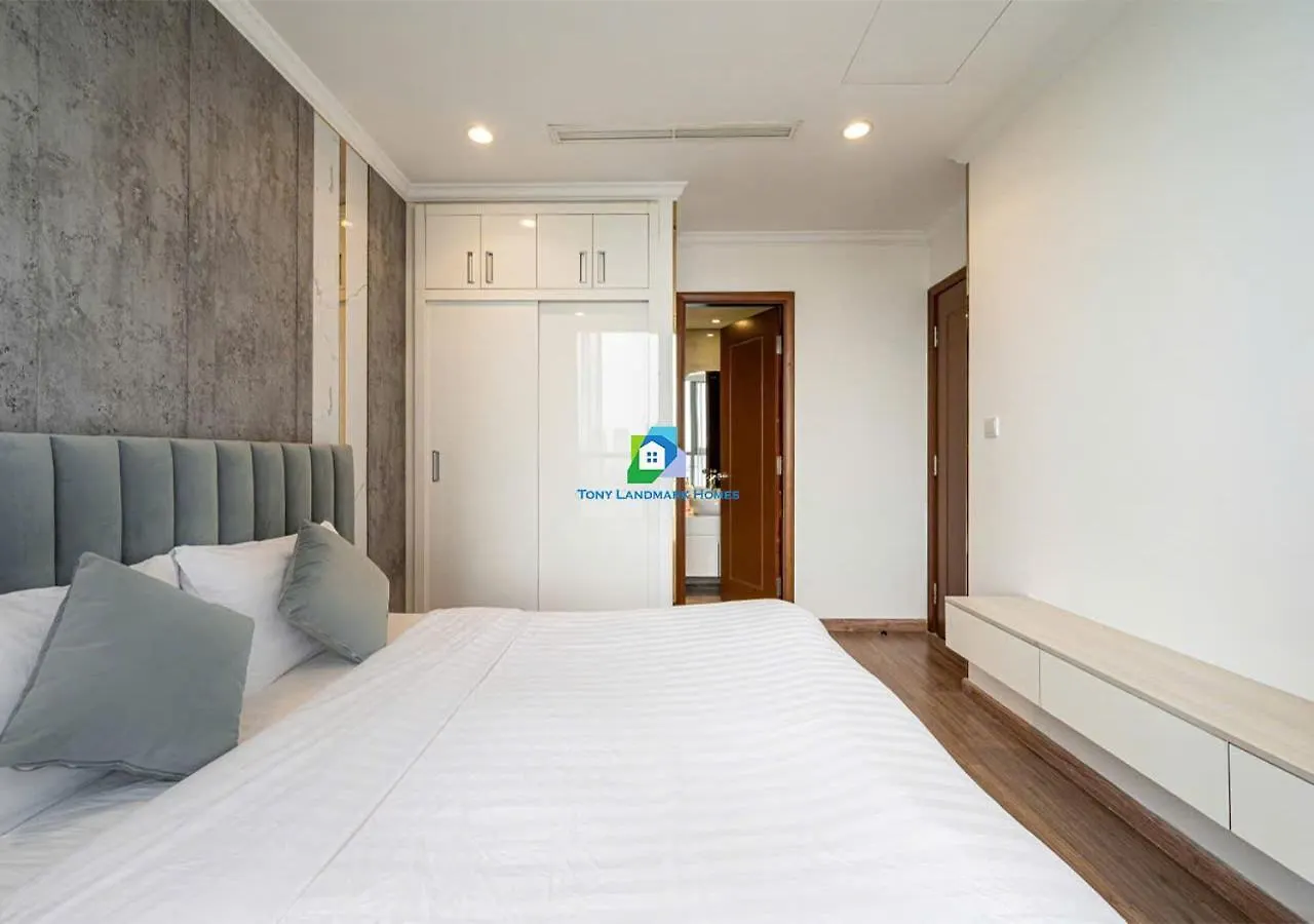 Service Luxury Apartment In Vinhomes Landmark Zone Ho Chi Minh City